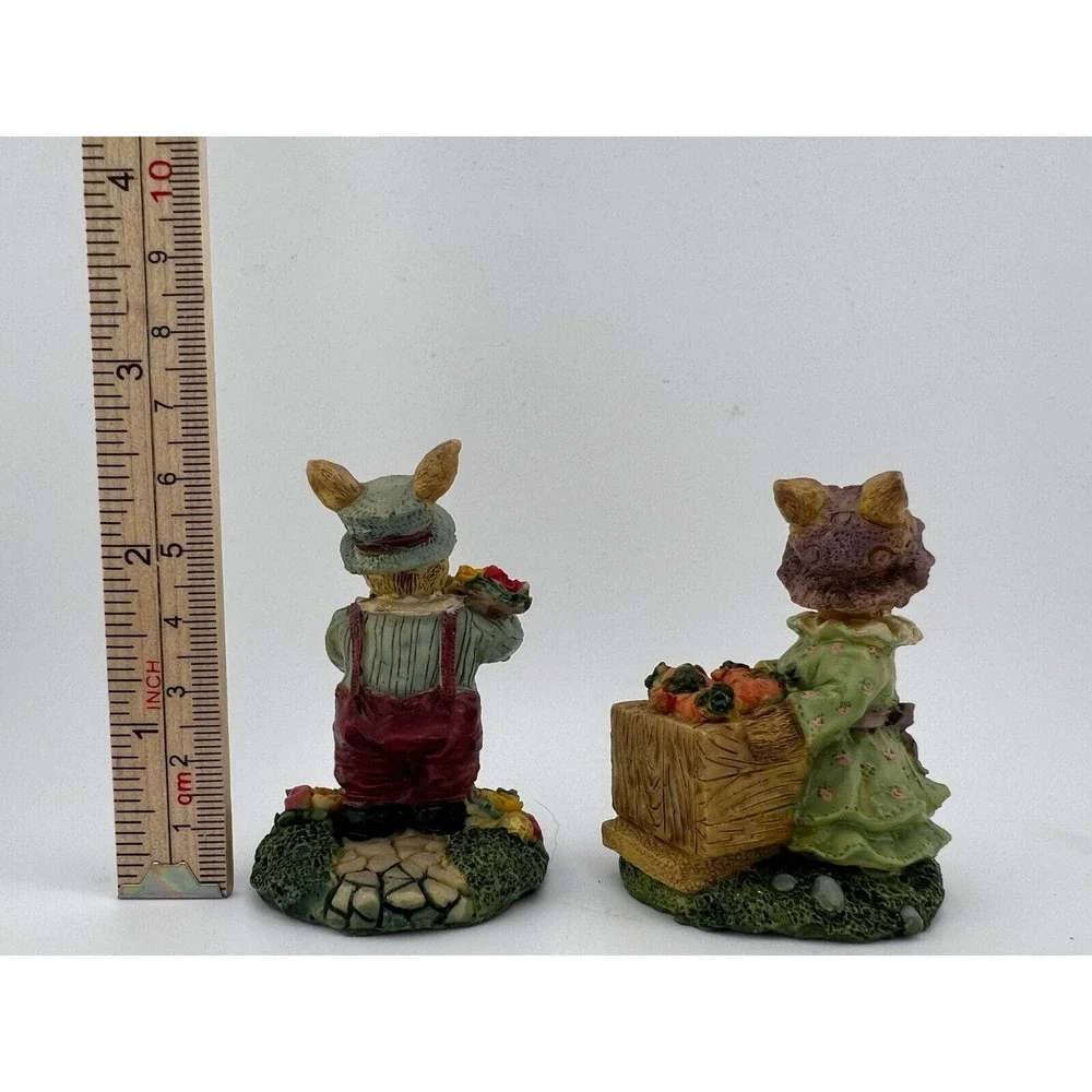 Vtg Girl Bunny Picking out Carrots & Rabbit‎ Picking Easter Egg Bouquet Figurine